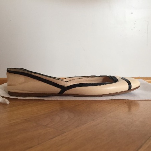 Prada - Round-Toe Flats US 7.5 | IT 37.5 - Picture 2 of 6